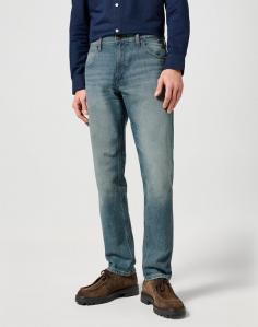 WRANGLER MĘSKIE SPODNIE JEANSOWE GREENSBORO SAGE WASH 112357417 W15Q008821