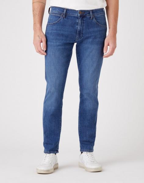 WRANGLER LARSTON MĘSKIE SPODNIE JEANSOWE SPOTLITE W18SYJ38N