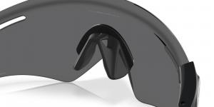Okulary przeciwsłoneczne unisex Oakley QNTM KATO czarne OO9481-01