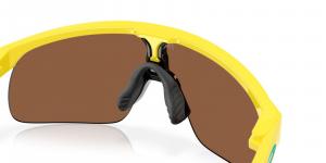 Okulary przeciwsłoneczne dziecięce Oakley RESISTOR żółte OJ9010-28