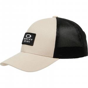 Czapka z daszkiem unisex Oakley PATCH TRUCKER beżowa FOS901083-31R