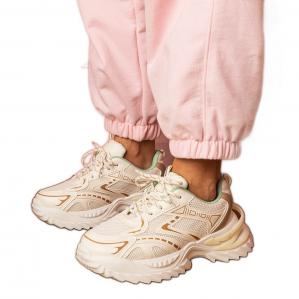 Beżowe sneakersy sportowe na grubej podeszwie beżowy