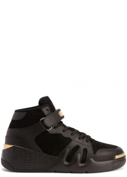 SNEAKERSY \
