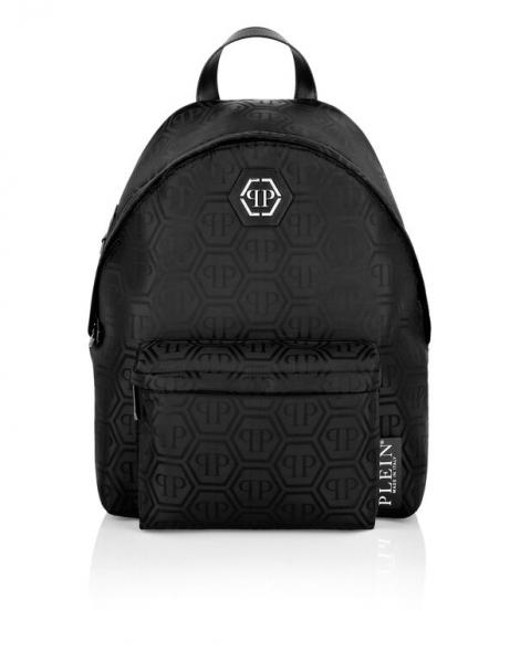 PLECAK Z MONOGRAMEM