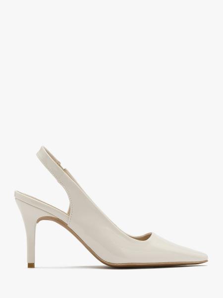Lakierowane kremowe czółenka typu slingback MAYA