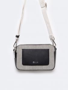 Torebka damska crossbody czarna RR574296 906