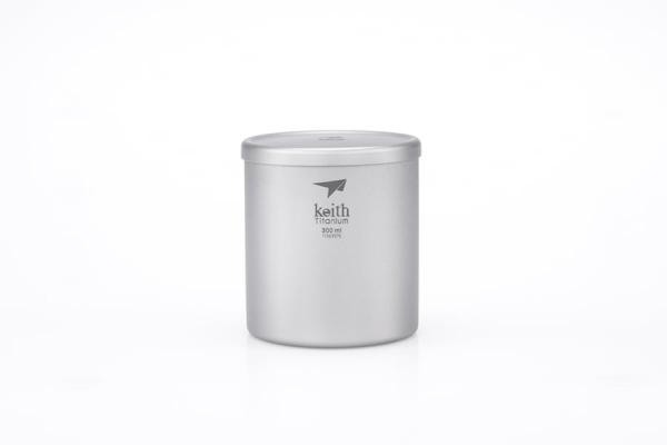 KEITH Kubek tytanowy z pokrywką DOUBLE-WALL TITANIUM MUG WITH LID 300 ml