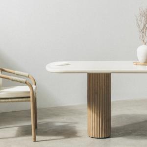 OU-1552 Stół ogrodowy Rovigo 220 cm z kamiennym blatem , jasne drewno akacjowe/jasnobeżowy, obłe kształty, lamele