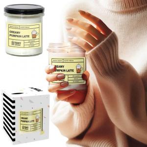 Naturalna świeca sojowa Creamy Pumpkin Latte o zapachu dyni i spienionej śmietanki, w szklanym naczyniu, idealna jako podarunek dla bliskich, 300ml