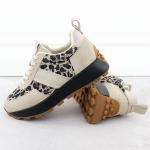 Skórzane sneakersy na platformie w panterkę beżowe Vinceza 66793