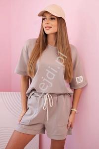Włoski komplet bluzka masełko + krótkie spodenki mocca 7538