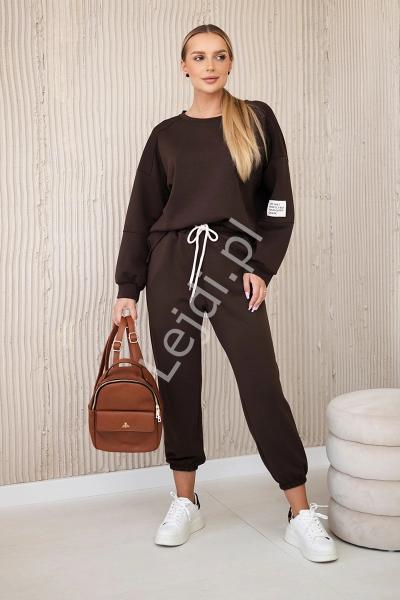 Komplet z wiskozy bluza + spodnie , dres masełko 7065P róż, brąz, błekit, beż Life Is Not Perfect