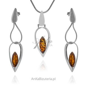Elegancki komplet biżuterii srebrnej z bursztynem