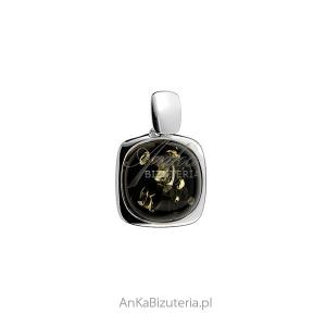 Srebrna zawieszka z zielonym bursztynem