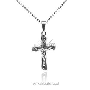 Krzyżyk srebrny z wizerunkiem pana jezusa oksydowany