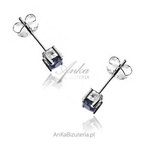 Kolczyki srebrne z szafirem sztyfty 4mm
