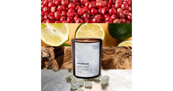 Świeca sojowa w szkle Lush Sandalwood, Kolekcja Elegance, 60 g