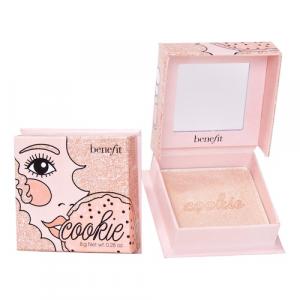 Benefit Cosmetics - Cookie - Rozświetlacz Do Policzków W Kolorze Złotoperłowym - Box O' Powder Cookie - Dla Kobiet