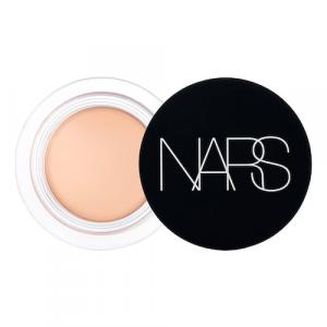 Nars - Soft Matte Complete Concealer - Korektor - Café Con Leche - Light 2.6 With golden Undertones - Dla Kobiet