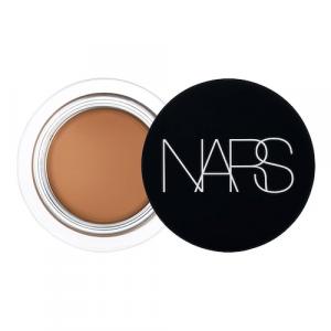 Nars - Soft Matte Complete Concealer - Korektor - Amande (6,2 g) - Dla Kobiet