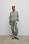Spodnie typu jogger z HAFTEM w kolorze GREY PALOMA- NEVIS-XS