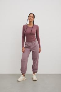 Spodnie typu jogger z HAFTEM w kolorze FOGGY DAY- NEVIS-XS