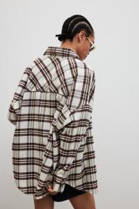 Koszula typu oversize w kratę BEŻOWO BRĄZOWĄ - RENO-S/M