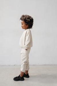 MINI spodnie dresowe typu jogger w kolorze BEIGE z dodatkiem konopii - DISPLAY KONOPIA-80-86 (12-18)