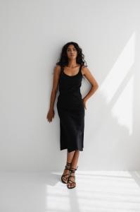 Sukienka na ramiączkach z prążkowanej dzianiny w kolorze TOTALLY BLACK - CARMEN-S/M