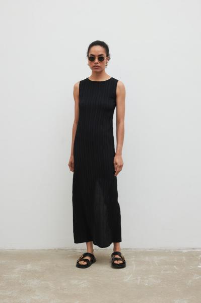 Sukienka maxi z wiskozy w kolorze BLACK - AMBER-S