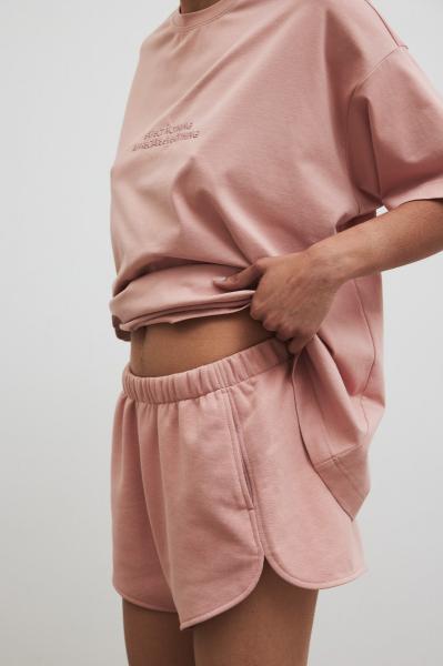 Szorty z dzianiny dresowej w kolorze COTTONE ROSE - HOMEY-L