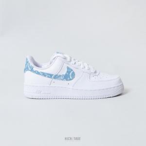 Buty sportowe damskie Nike Air Force 1 '07 ESSENTIAL