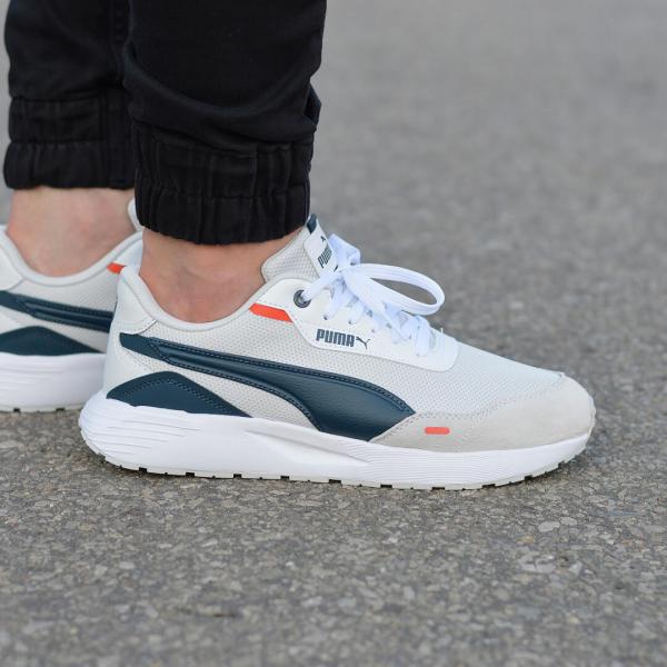 Buty lifestyle męskie Puma Runtamed Plus 389236 02