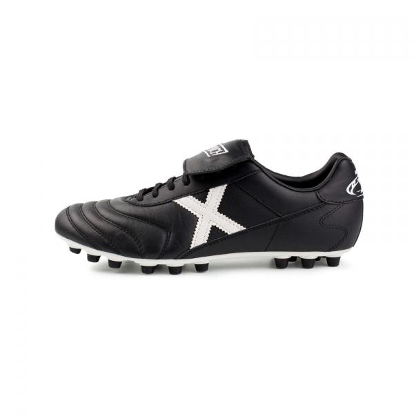 Buty piłkarskie MUNICH Turf Mundial U25
