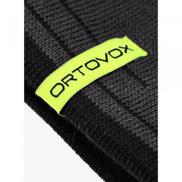 Czapka zimowa Ortovox Peak Beanie - black raven