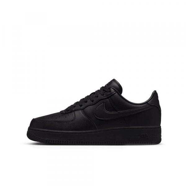 Buty do chodzenia męskie Nike Air Force 1 07