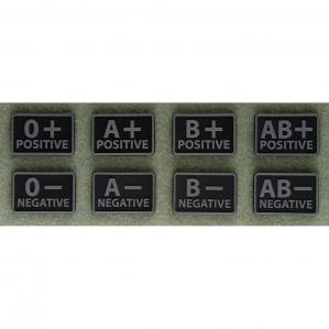 Emblemat Helikon GRUPA KRWI (komplet - 2szt.) - PVC - Czarny-Black - 0/Rh+ (OD-BLP-RB-01-M04)