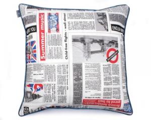 Poszewka dekoracyjna Newspaper 60x60 cm