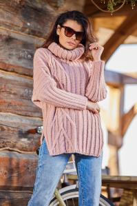 Sweter Oversize z Golfem - Różowy