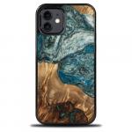 Drewniane etui Bewood do iPhone 12 / 12 Pro, Planets - Ziemia