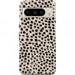 Etui Burga Almond Latte Tough do Google Pixel 8 Pro, beżowe z czarnymi kropkami