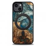 Drewniane etui do iPhone 15, Bewood Unique Planets Ziemia do MagSafe