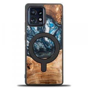 Drewniane etui do Motorola Edge 40 Pro, Bewood Unique Planets Ziemia do MagSafe